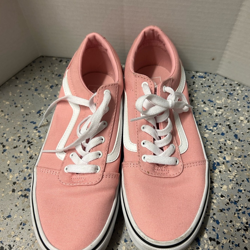 Pink vans